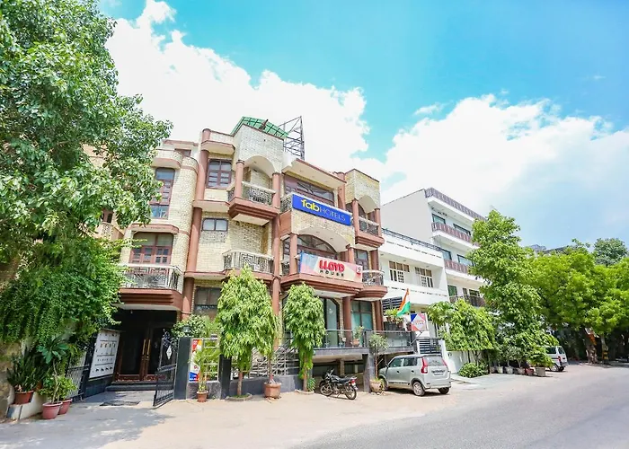 Fabexpress Lloyd House Hotel New Delhi